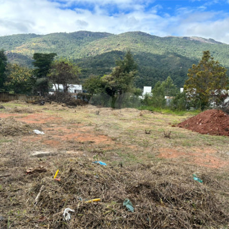 Excelente terreno com 493,65 metros quadrados com vista para a pedra grande em Atibaia sp.