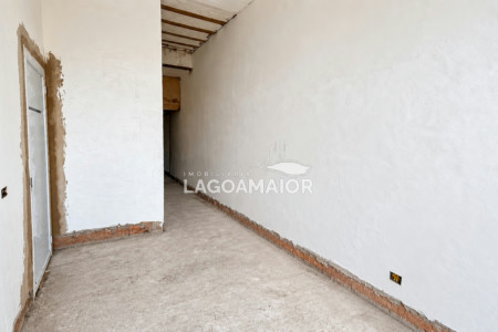 Casa à venda com 3 quartos, sendo 1 suíte, em Parque São Carlos, Três Lagoas - MS