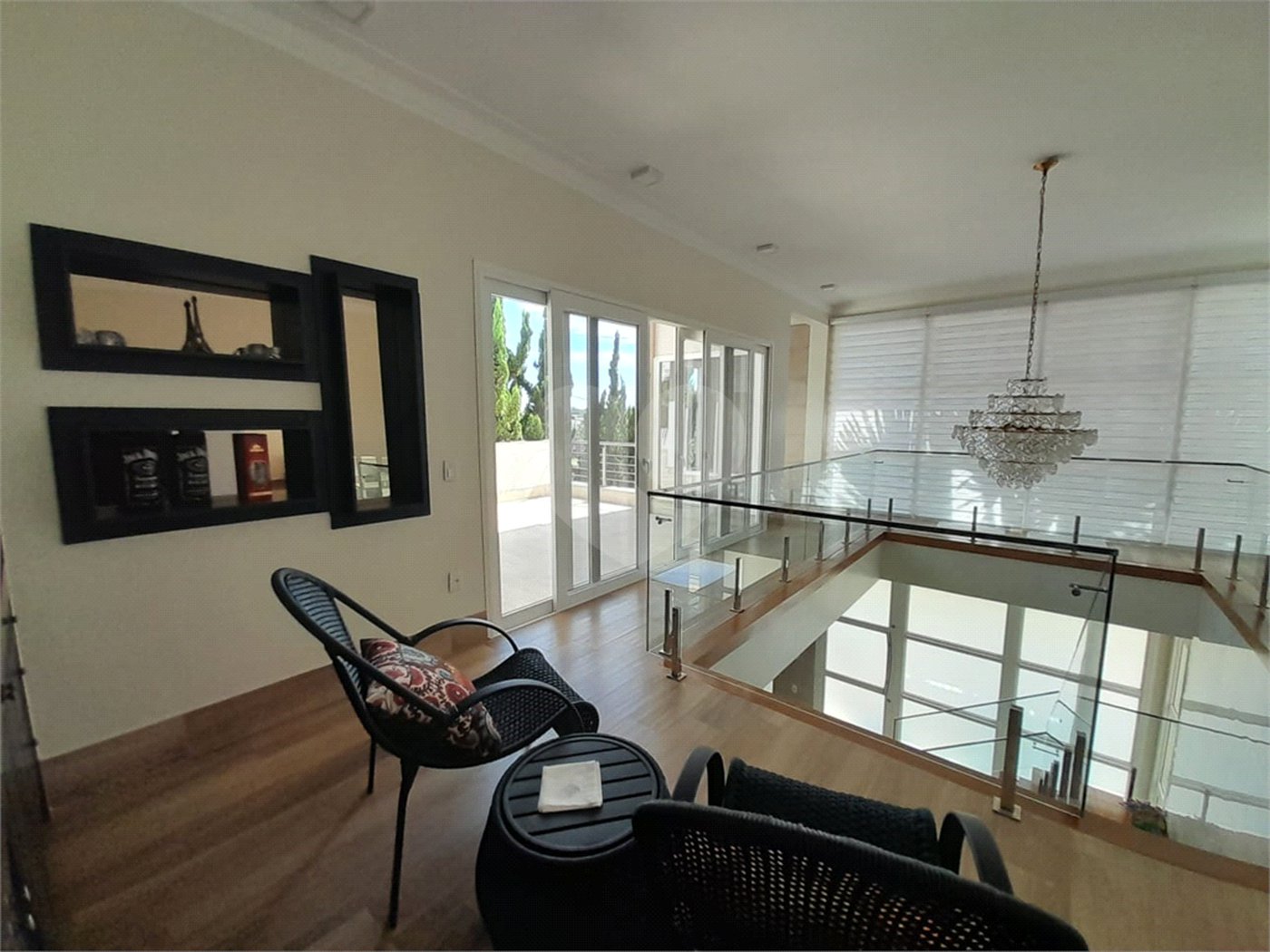Casa à Venda no Condomínio Damha III – Elegância e Conforto para sua Família