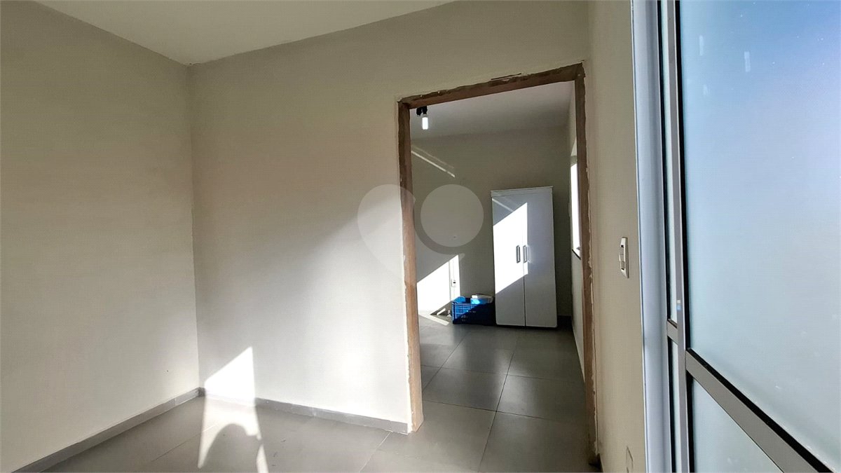 Casa Térrea de Alto Padrão à Venda – Próxima ao Shopping