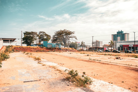 Terrenos Estratégicos – Avenida Getúlio Vargas | 9.262,02 m² (Potencial: 11.437,80 m²)