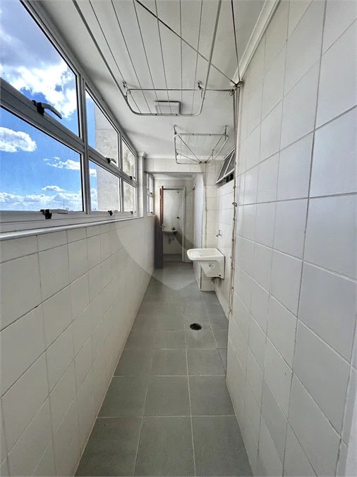 Apartamento de 105 m2, 3 dorms, 2 vagas livres em Perdizes