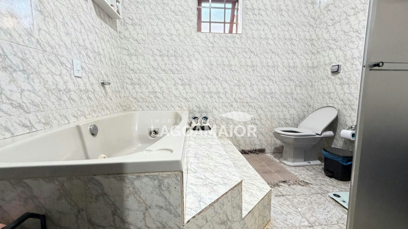 Casa à venda com 3 quartos, sendo 1 suíte, em Jardim Cangalha, Três Lagoas - MS