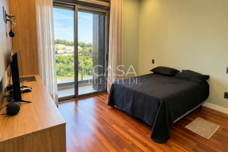 Casa nova no Saint Patrick com 926 m², 5 suítes, elevador e piscina aquecida, saúna em Sorocaba
