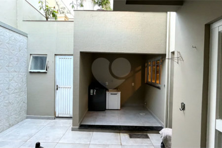 Belo Sobrado a venda em condomínio (Indaiatuba-SP)