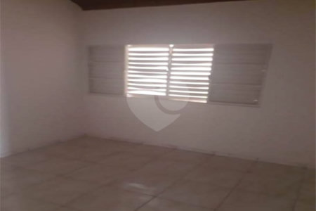 CASA À VENDA – BAIRRO SANTA FELÍCIA