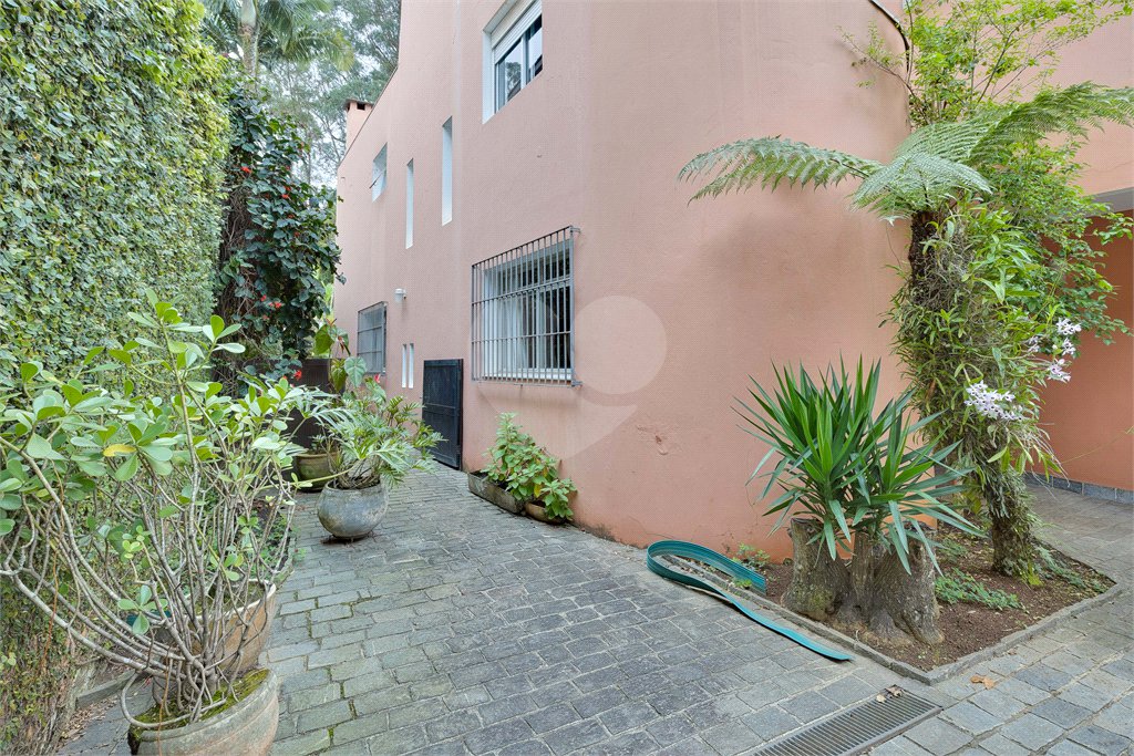 Casa com 4 quartos á venda no Jardim Marajoara, São Paulo - SP
