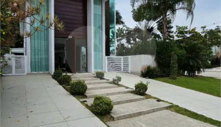 Casa à venda com 5 suítes no condomínio San Diego Golf Villas, Bertioga - SP