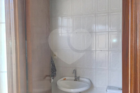 Excelente sobrado no Condomínio Parque Sabará