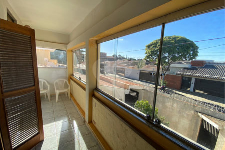 Casa/sobrado para venda com piscina no Santa Felícia Jardim