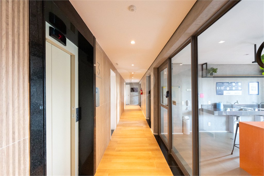 LINDO STUDIO DE 32M² PRÓXIMO DE TUDO