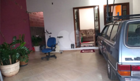 Casa à venda com 2 quartos em Loteamento Social Antenor Garcia, São Carlos, SP
