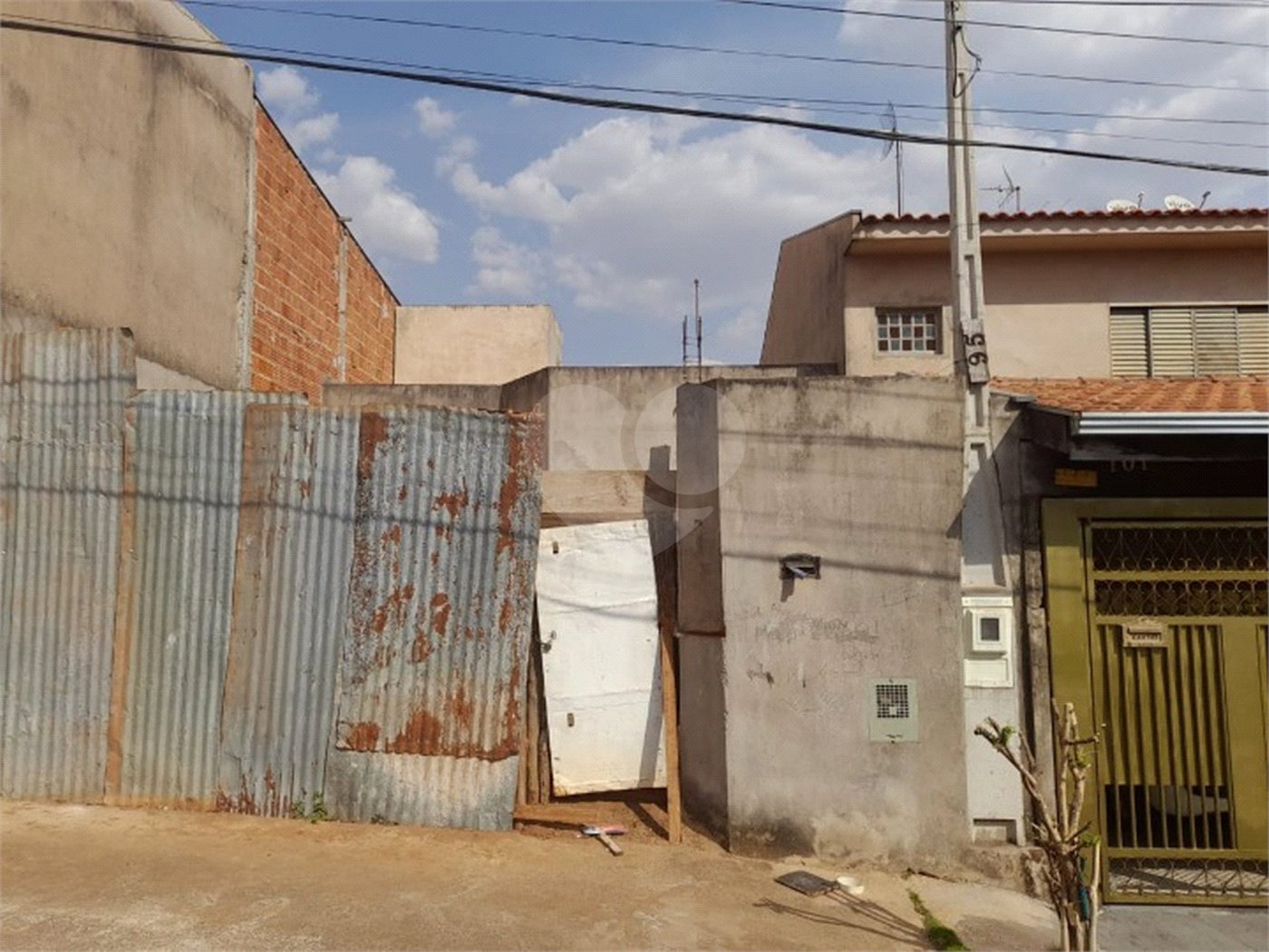Casa em Construção à Venda no Bairro Romeu Tortorelli