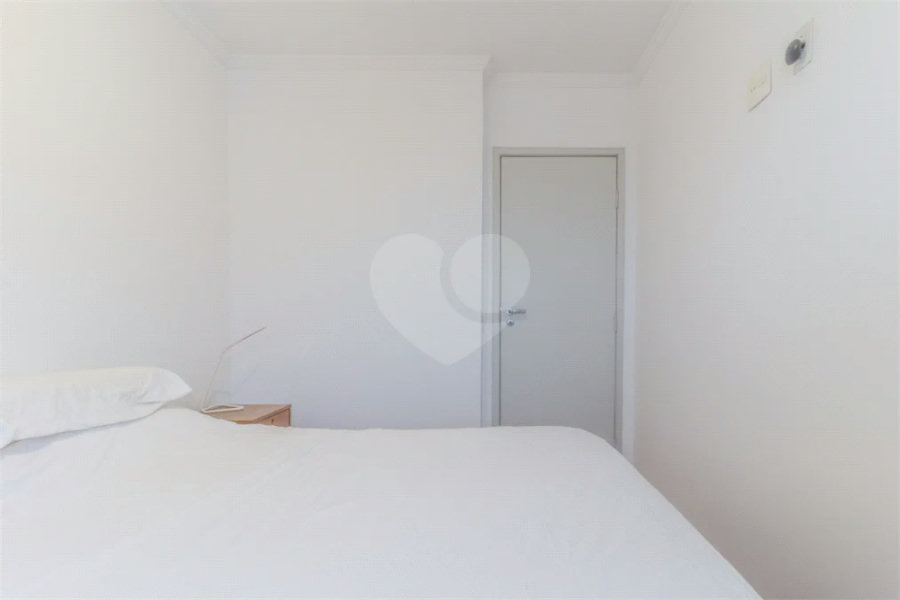 Vila Clementino - Apartamento na Rua Loefgren | 80 m² | 3 Dormitórios | 1 Suíte | 2 Vagas | Último Andar