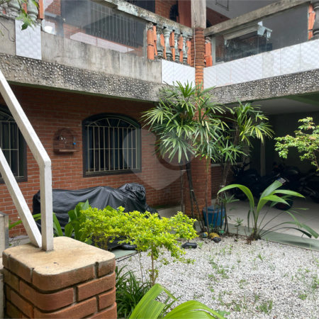 Casa com 68m², 3 dormitórios, 2 vagas, à venda em Jardim Vista Alegre.