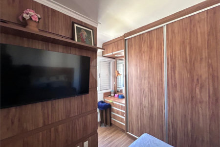 Apartamento a venda.