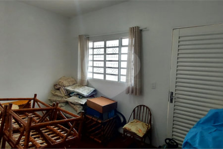 Casa à venda com 5 quartos, sendo 1 suíte, em Jardim Santa Paula, São Carlos, SP