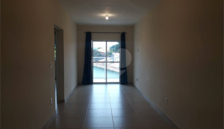 Apartamento à venda com 2 quartos, sendo 1 suíte,  em Jardim Brasil, São Roque, SP