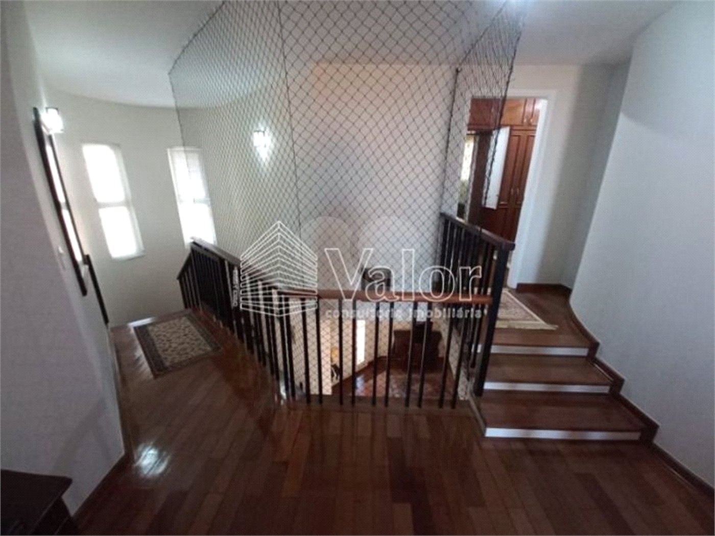Sobrado no Condomínio Residencial Sabará
