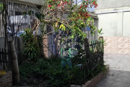 Casa Assobradada à Venda com 2 quartos em Jardim Celeste, São Paulo - SP