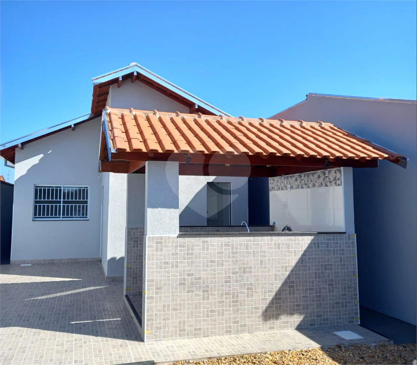 Casa térrea em Araraquara/SP.