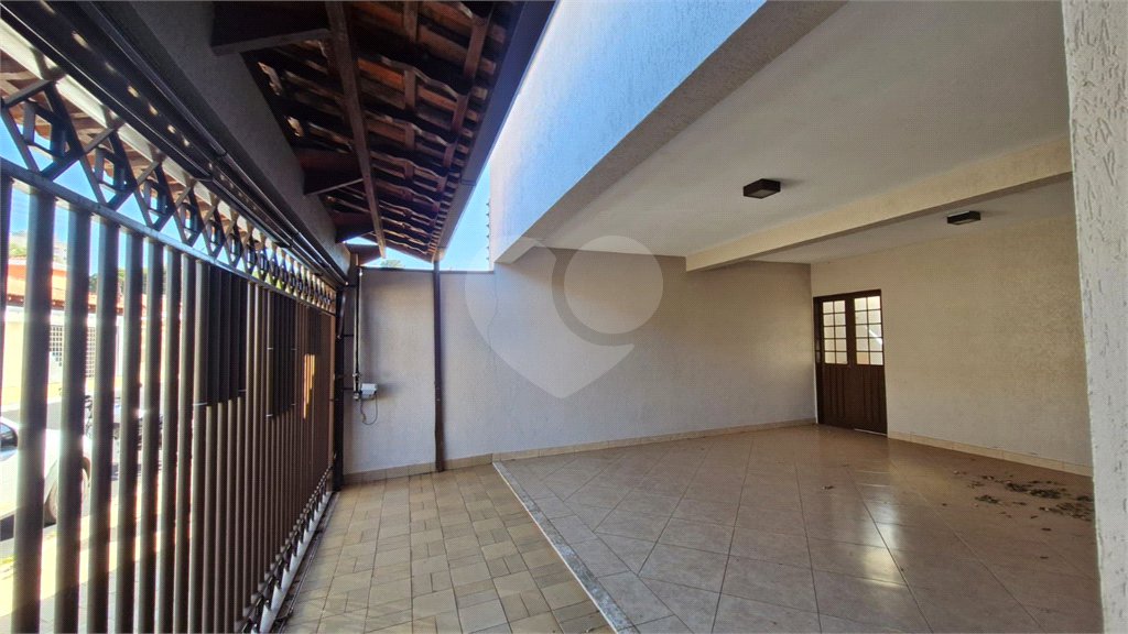 Casa/Sobrado a venda no Timburis em São Carlos