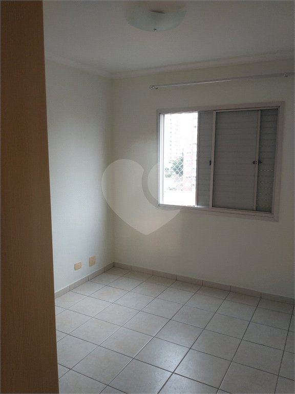 Vende-se lindíssimo Apartamento com 73 m² com ótima localização e oportunidade para investir !