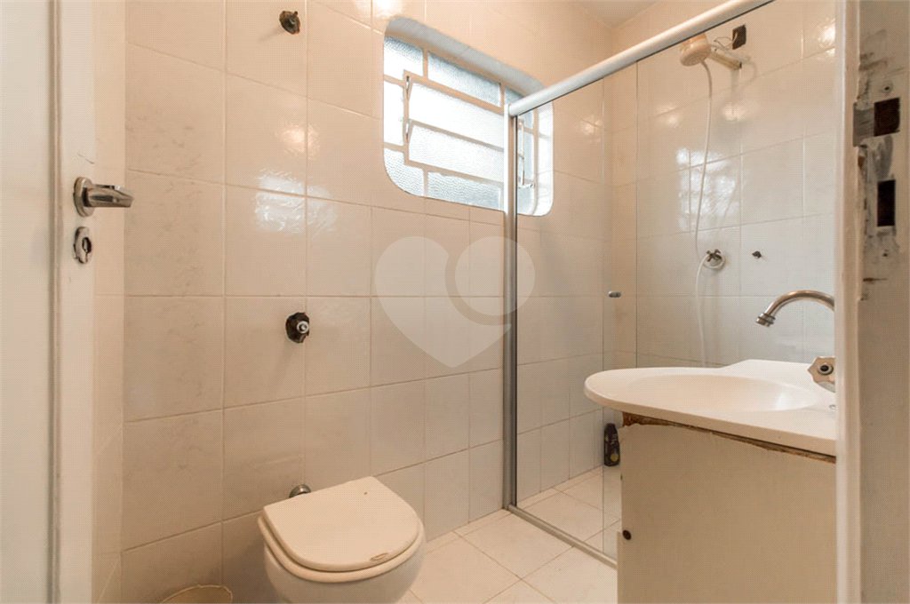 Sobrado na Saúde c/133m2 - 3 Quartos/1 Suíte/2 Vagas paralelas na garagem