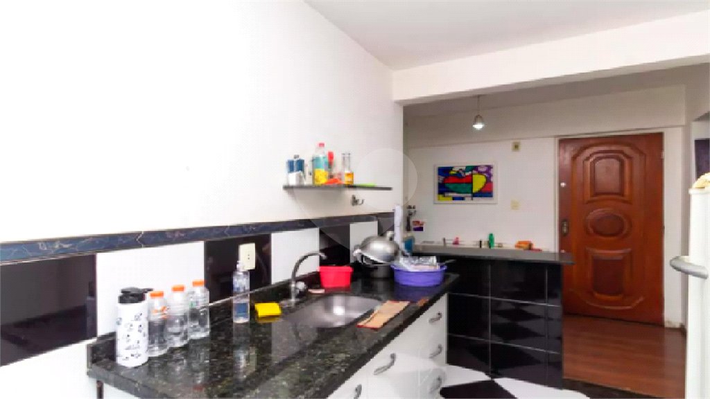 Apartamento Exclusivo com Quintal Privativo no Bairro Liberdade