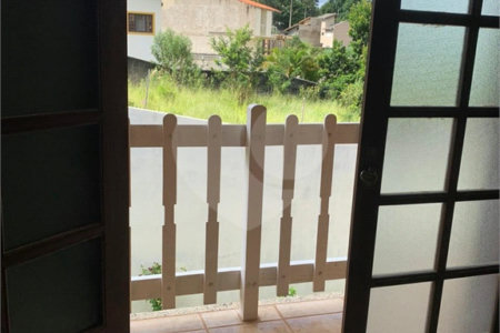 Casa ampla à venda no Vale das Flores em Atibaia