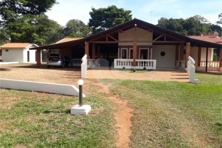 Chácara no Tibaia de São Fernando I .