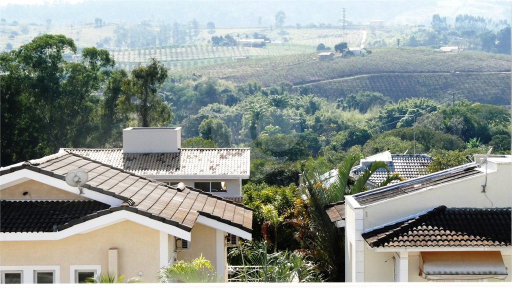 Residência de Luxo a venda no Condomínio Villaggio Capriccio -Louveira