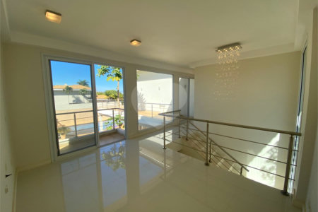 Casa á venda condomínio Damha I