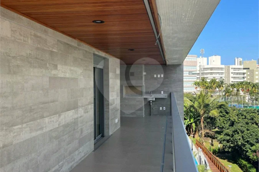 Apartamento à venda com 3 suítes em Riviera de São Lourenço, Bertioga, SP