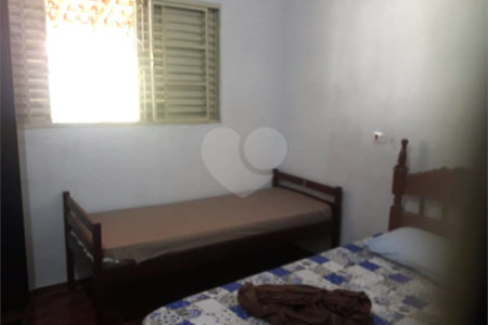 Chácara á venda com 1.250m2, em Aracê de Santo Antonio, em São Carlos.