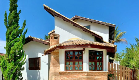 Casa à venda ou para alugar com 4 quartos, sendo 2 suítes,  em Morada da Praia, Bertioga, SP