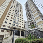 ÓTIMO APARTAMENTO 76 m² ÚTEIS REFORMADO 1 VAGA DE GARAGEM