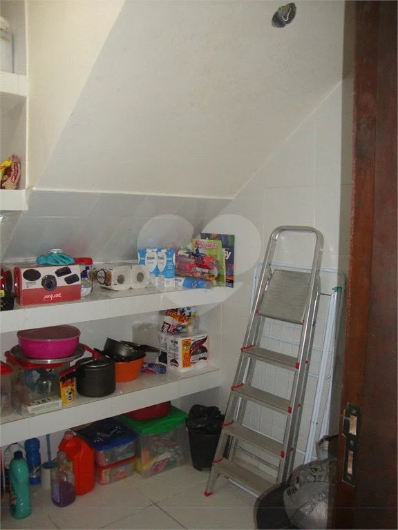 Chácara à venda com 5 quartos, sendo 2 suítes, em Jardim Arujá, Arujá, SP