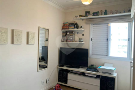 Apartamento 112m2 para venda na Mooca com 3 dormitórios. + 2 vaga. Rua Taquari.