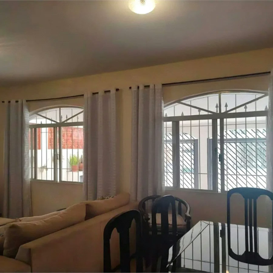Sobrado à venda com 3 quartos, sendo 1 suíte, em Jardim Ester, São Paulo, SP