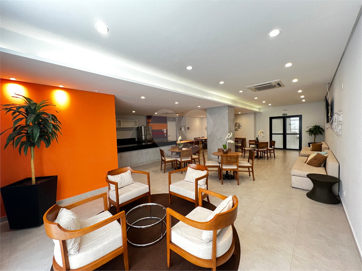 Apartamento à venda com 2 quartos, sendo 1 suíte, em Alto da Boa Vista, São Paulo, SP