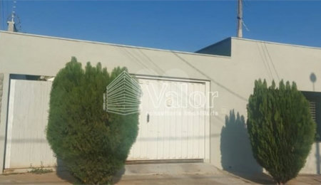 Casa à venda com 2 quartos em Jardim São João Batista, São Carlos, SP