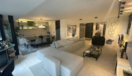 Apartamento à venda com 4 quartos, sendo 2 suítes,  em Aclimação, São Paulo, SP