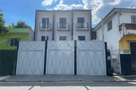 Sobrado novo à venda na Saúde - 125m2 - 3 Suítes/2 Vagas