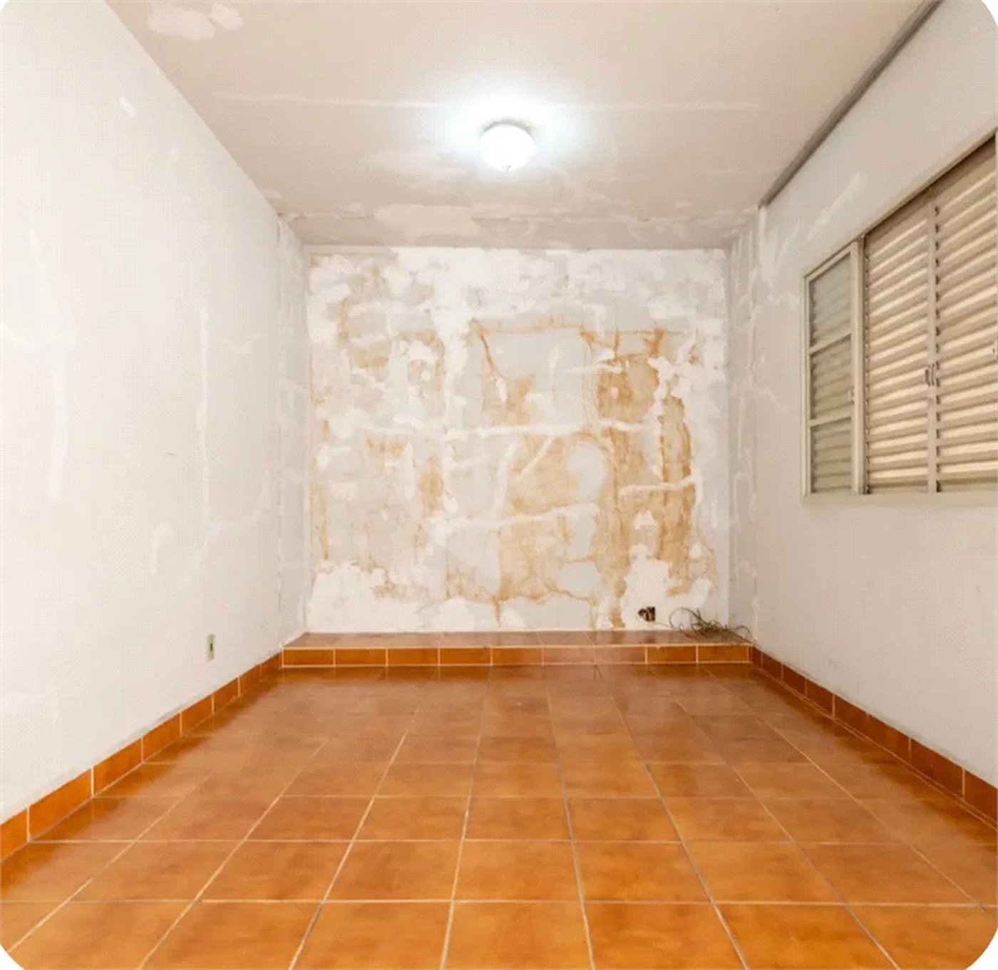 Casa com 150m², 4 quartos, 3 vagas, disponível para locação na Vila Clementino
