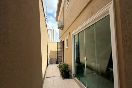 Sobrado à venda com 143m² - 3 suítes 4 vagas no Jardim Bonfiglioli - Butantã