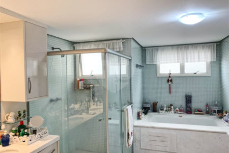 Apartamento à venda com 4 suítes em Alto da Boa Vista, São Paulo, SP