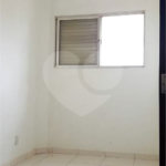 Apartamento no Condomínio Torello Dinucci