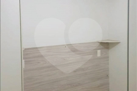 Apartamento à venda no condomínio Residencial Vancouver, em Araraquara-SP.