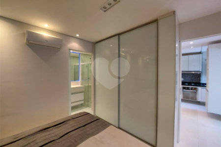 Apartamento Mobiliado na Vila Olimpia com 54m² e 1 vaga